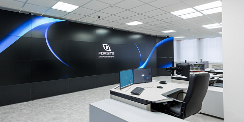 Кейс ПАО «Т Плюс»: ситуационный центр на 27 панелей с ядром управления и видеоконтроллером от Forsite